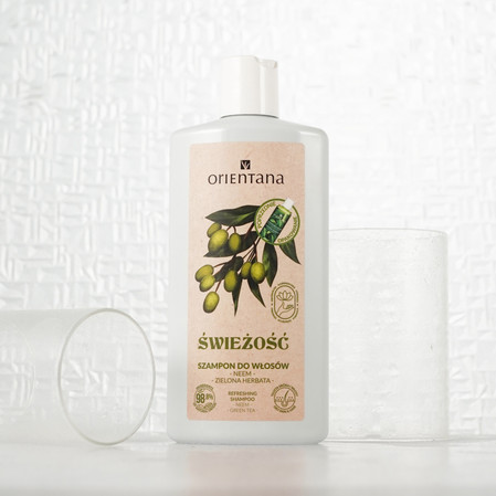 Orientana, Ajurwedyjski szampon do włosów Świeżość, neem i zielona herbata, 210 ml