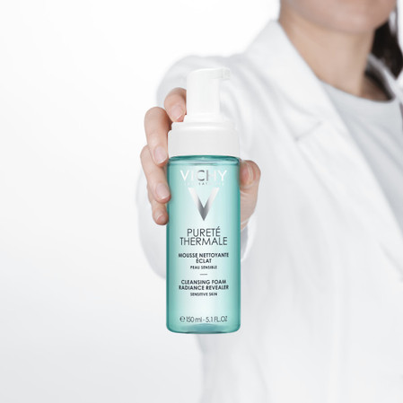 Vichy Purete Thermale oczyszczająca pianka przywracająca blask 150 ml