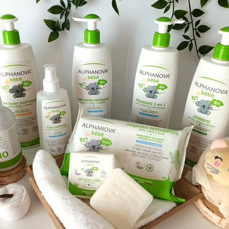 Alphanova Bebe Bio, Dermo-żel do mycia ciała i włosów dla dzieci do skóry normalnej i wrażliwej, 500 ml