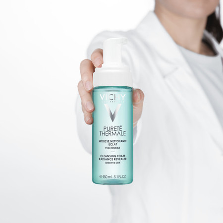 Vichy Purete Thermale oczyszczająca pianka przywracająca blask 150 ml